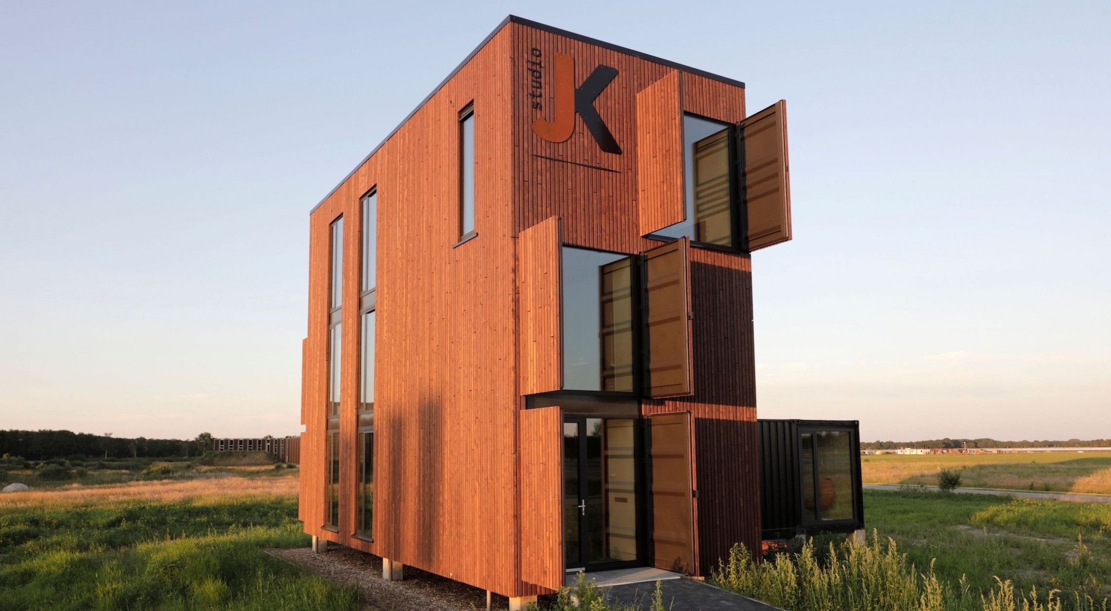 DumoWood board r3 burned walnut