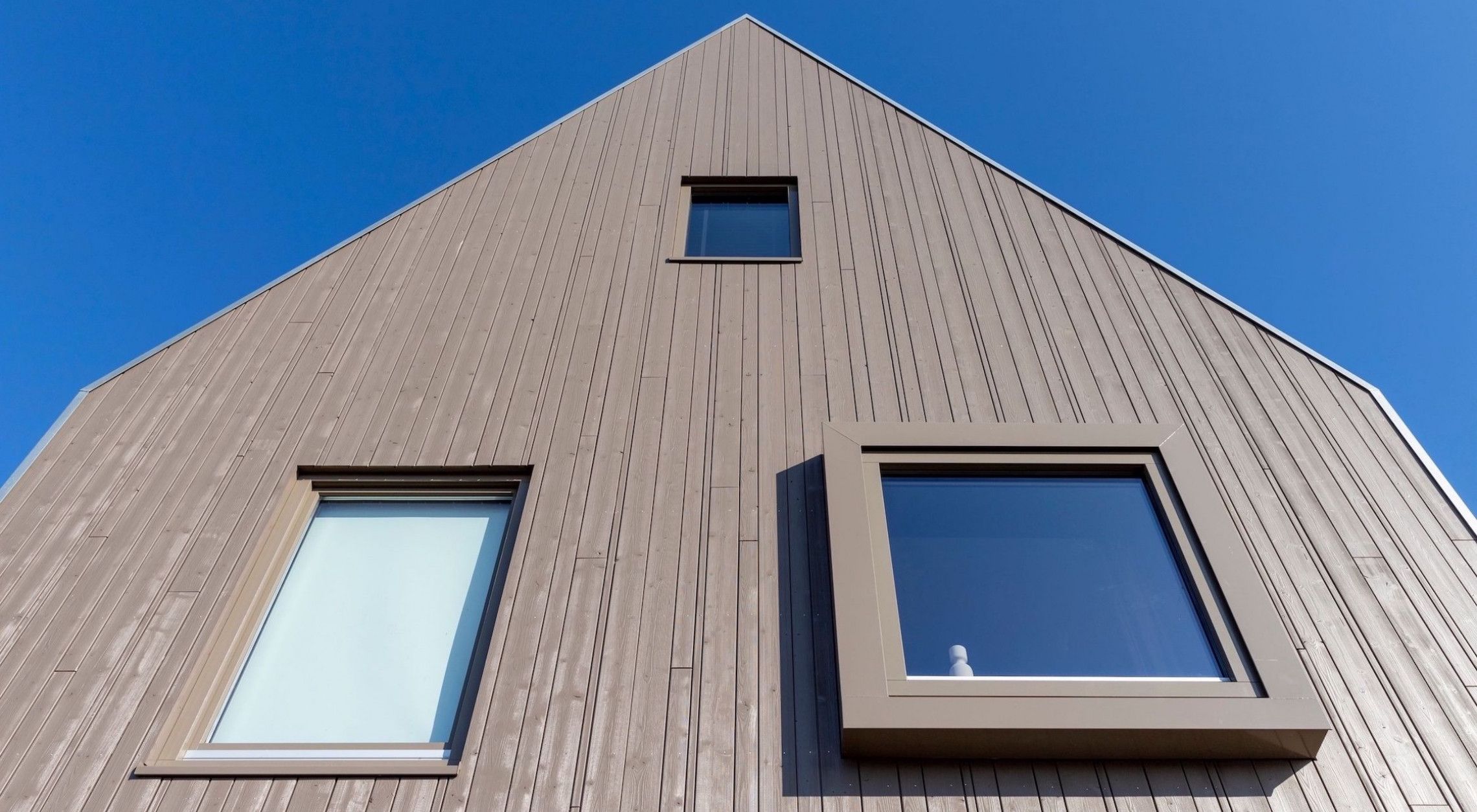 DumoWood shiplap RAL 7006