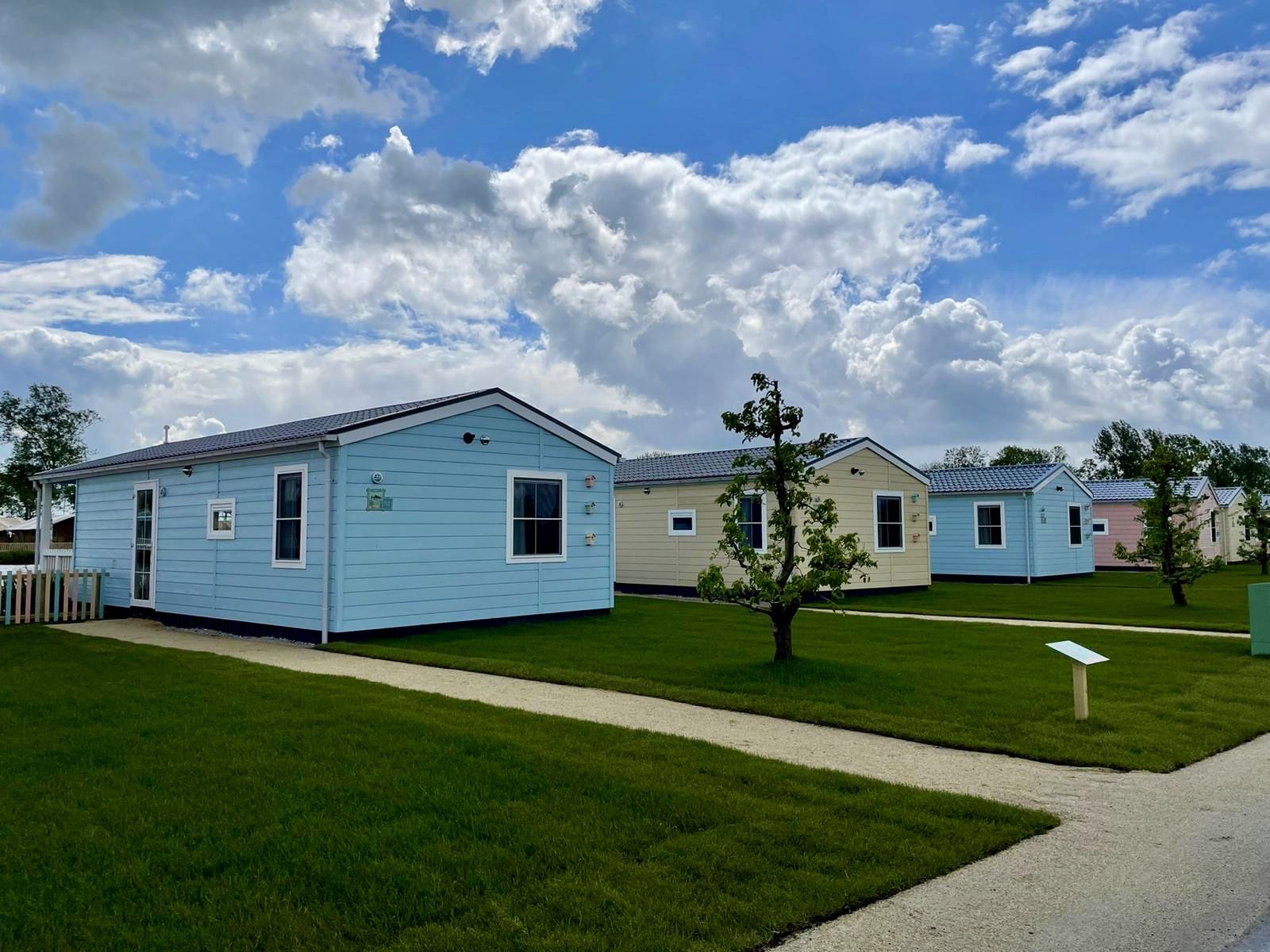 Kleurrijke chalets - DumoWood